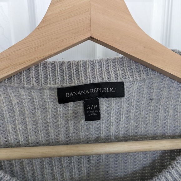 Banana Republic Grey Asymmetric Wool Knit Sweater - Picture 4 of 4